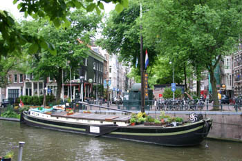 Houseboat on Prinsengracht